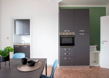 Cucina - Trilocale via Ruggero Leoncavallo, 17, Milano (zona Casoretto) - foto 7