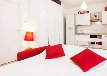 Camera da letto - One-room apartment piazza Santa Maria del Suffragio, 3, Milano - photo 2