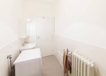 Bagno - One-room apartment piazza Santa Maria del Suffragio, 3, Milano - photo 7