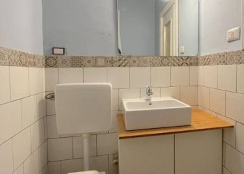 Bagno - Ufficio via Pozzuolo del Friuli, 3, Genova (zona Albaro) - foto 8