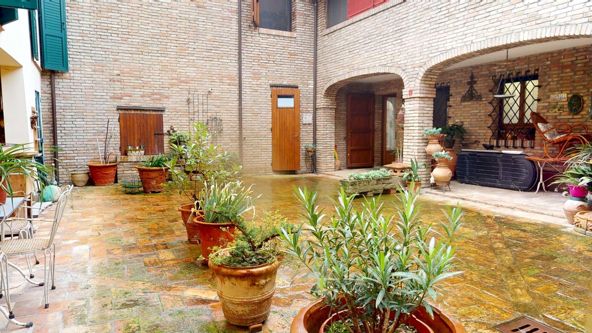 md1983-10182024_100156 - Villa Bifamiliare via Oberdan, Medicina - foto 3