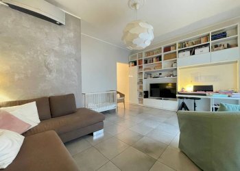 Salone - Three-room apartment via Monte Grappa, 20, Bellusco - photo 31