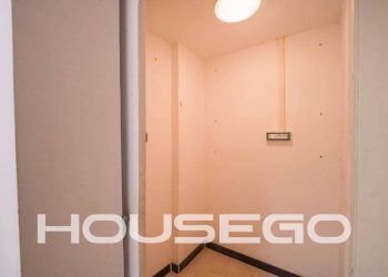 Ripostiglio - Two-room apartment via Palestro, 9, Genova (neighborhood Castelletto) - photo 14