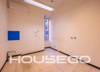 Salone - Two-room apartment via Palestro, 9, Genova (neighborhood Castelletto) - photo 23
