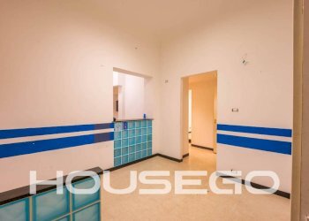 Interno non residenziale - Bilocale via Palestro, 9, Genova (zona Castelletto) - foto 2