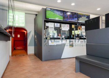 Interno non residenziale - Attività Commerciale via Alfredo Panzini, Bellaria-Igea Marina - foto 9