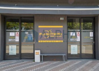 Facciata - Attività Commerciale via Alfredo Panzini, Bellaria-Igea Marina - foto 20