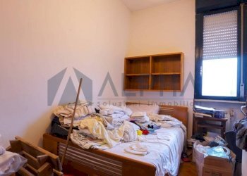 Camera da letto - Quadrilocale via Tevere, Ravenna - foto 12