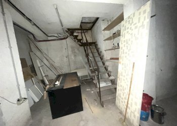 Shop Via degli Orti della Farnesina, Roma - photo 15