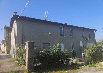 WhatsApp Image 2026-03-24 at 11.15.20.jpeg - Casa indipendente Via Campagna Sotto, Lonato del Garda - foto 5