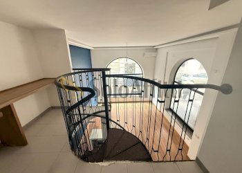 WhatsApp Image 2026-01-28 at 15.04.35 (3).jpeg - Locale Commerciale via Colombo 24, Caserta - foto 11