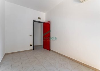 studio - Ufficio Via Camillo Rosalba  49, Bari (zona Poggiofranco) - foto 10