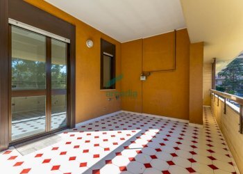 balcone - Ufficio Via Camillo Rosalba  49, Bari (zona Poggiofranco) - foto 23