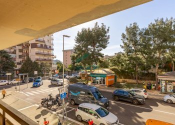 viste - Ufficio Via Camillo Rosalba  49, Bari (zona Poggiofranco) - foto 25