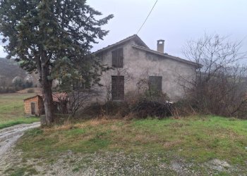 WhatsApp Image 2026-01-29 at 09.43.35 (4).jpeg - Villa Via Ca' Merlucci 16, San Leo - foto 4