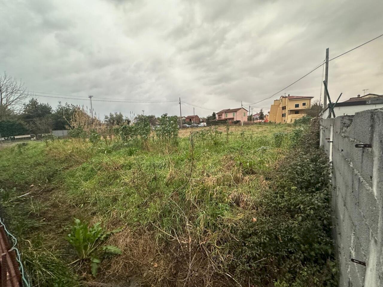 lu2.jpg - Terreno edificabile Luni - foto 3