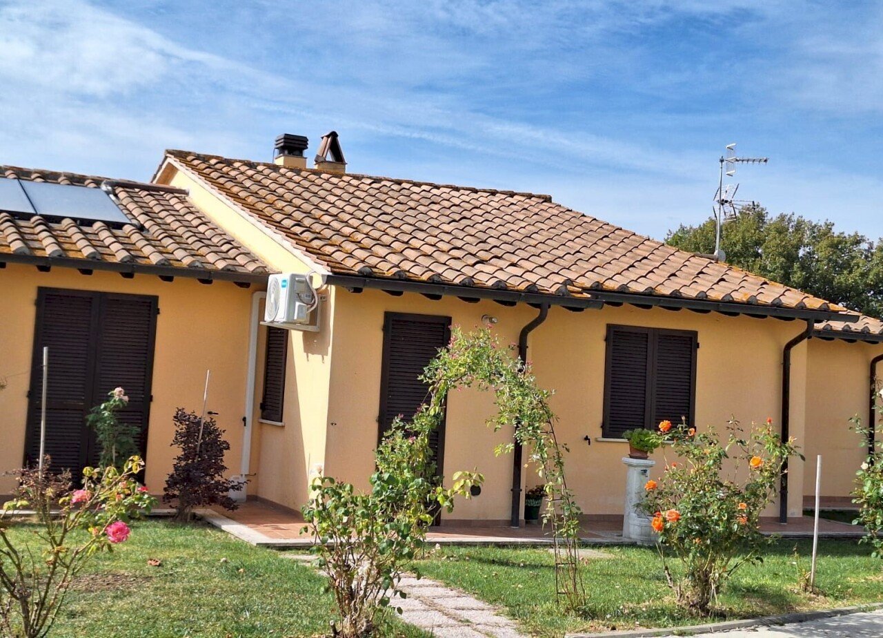 9ade5d4a-0659-495c-b050-9bb2af4ab16b.jpg - Villa Strada di San Cristoforo, Amelia - foto 2