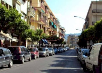 Diano Marina -Negozio in Viale Kennedy- - Negozio Viale Kennedy 34, Diano Marina - foto 1