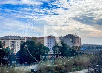 IMG_1361.jpeg - Trilocale Corso Viglienzoni 6, Savona - foto 2