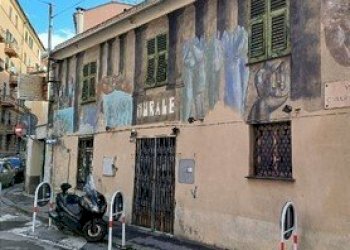 2.jpg - Appartamento all'asta Via Chiaravagna 35, Genova (zona Sestri Ponente) - foto 11