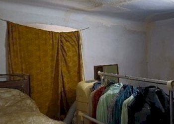 4.jpg - Appartamento all'asta Via Chiaravagna 35, Genova (zona Sestri Ponente) - foto 3