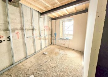 12.jpg - Quadrilocale Via Palestro 64, Massa - foto 3