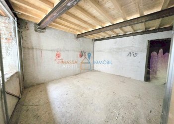 6.jpg - Quadrilocale Via Palestro 64, Massa - foto 9