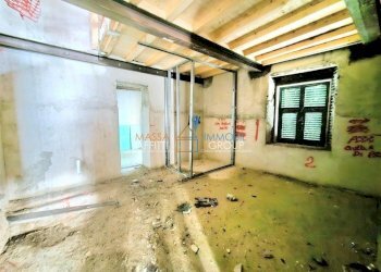 1.jpg - Quadrilocale Via Palestro 64, Massa - foto 14