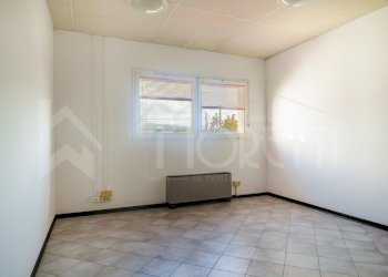 ufficio - Ufficio Via Martin Luther King, Livorno - foto 2