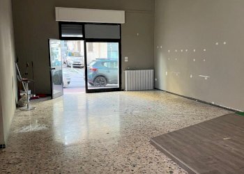 WhatsApp Image 2026-01-19 at 19.05.40 (6).jpeg - Locale Commerciale via milano 48, Lanciano - foto 1