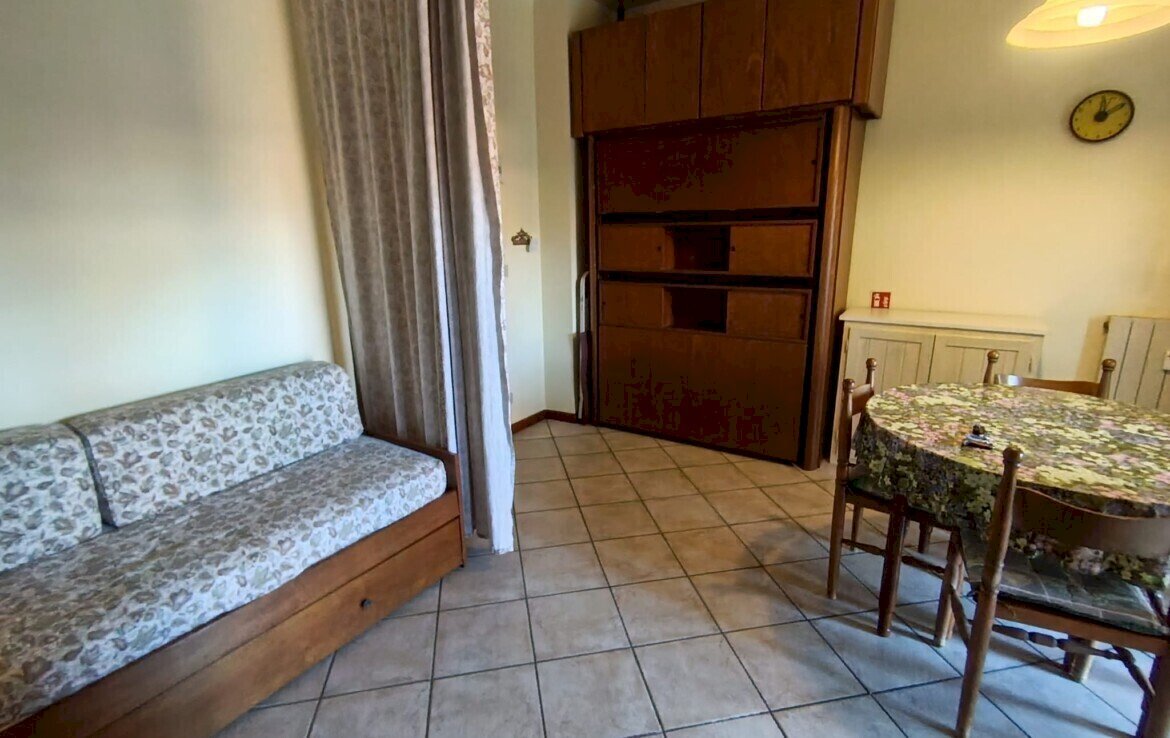 zona giorno - One-room apartment Borghetto Santo Spirito - photo 1