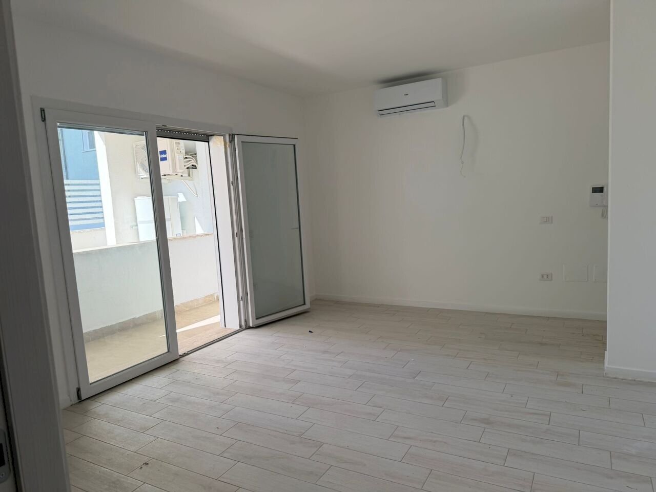 WhatsApp Image 2026-01-19 at 11.27.27 (3).jpeg - Appartamento Via Pratica di Mare, Pomezia - foto 1