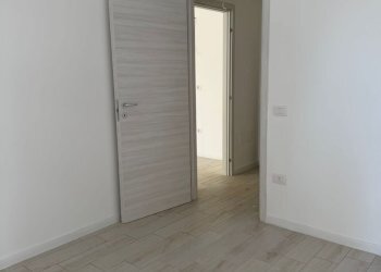 WhatsApp Image 2026-01-19 at 11.27.28 (2).jpeg - Appartamento Via Pratica di Mare, Pomezia - foto 4