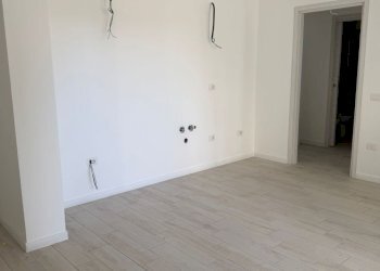 WhatsApp Image 2026-01-19 at 11.27.31 (3).jpeg - Appartamento Via Pratica di Mare, Pomezia - foto 12