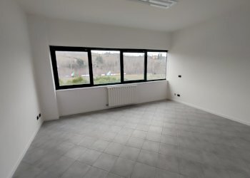 ufficio - Locale Commerciale via campo sportivo, Pianello Val Tidone - foto 17