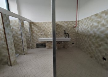 bagni e spogliatoi - Locale Commerciale via campo sportivo, Pianello Val Tidone - foto 12