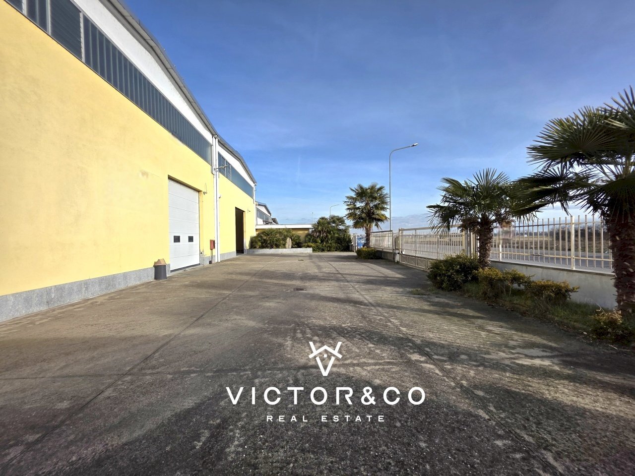 capannone in vendita a Novara - Locale Commerciale Strada Provinciale per Biandrate 16, San Pietro Mosezzo - foto 2