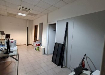 WhatsApp Image 2026-01-29 at 11.10.05.jpeg - Ufficio Parma - foto 16