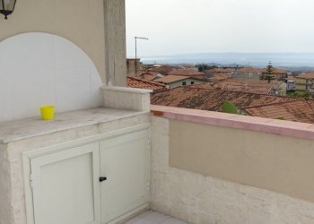 13.JPG - Attico Via Antonino Corsaro 8, Camporotondo Etneo - foto 14