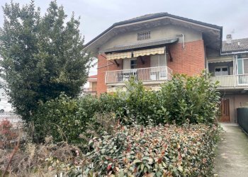 Quadrilocale Via Pinerolo, Cavour - foto 1