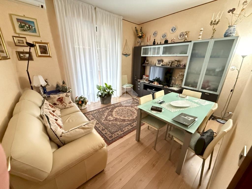 Quadrilocale Via Michelangelo Corosu, Varazze - foto 1