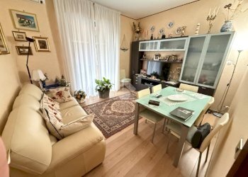 Quadrilocale Via Michelangelo Corosu, Varazze - foto 1