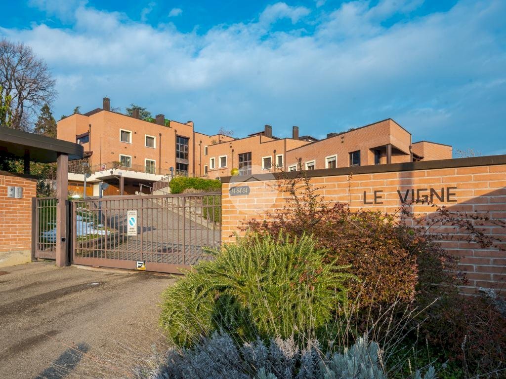 Four-room apartment Via Predosa, Zola Predosa - photo 1