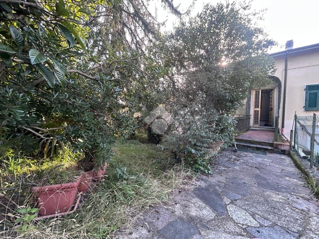 Casa semi indipendente Viale Vittorio Alfieri, Sarzana - foto 2