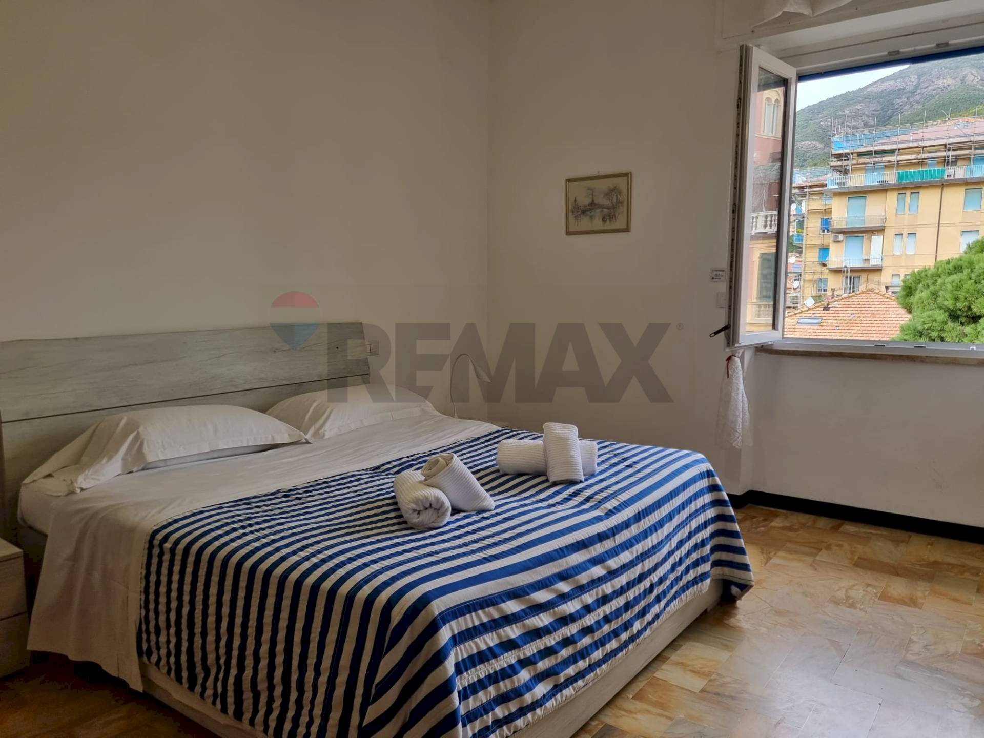 Three-room apartment via jacopo da levanto, 13 
 Centro, Levanto - photo 1