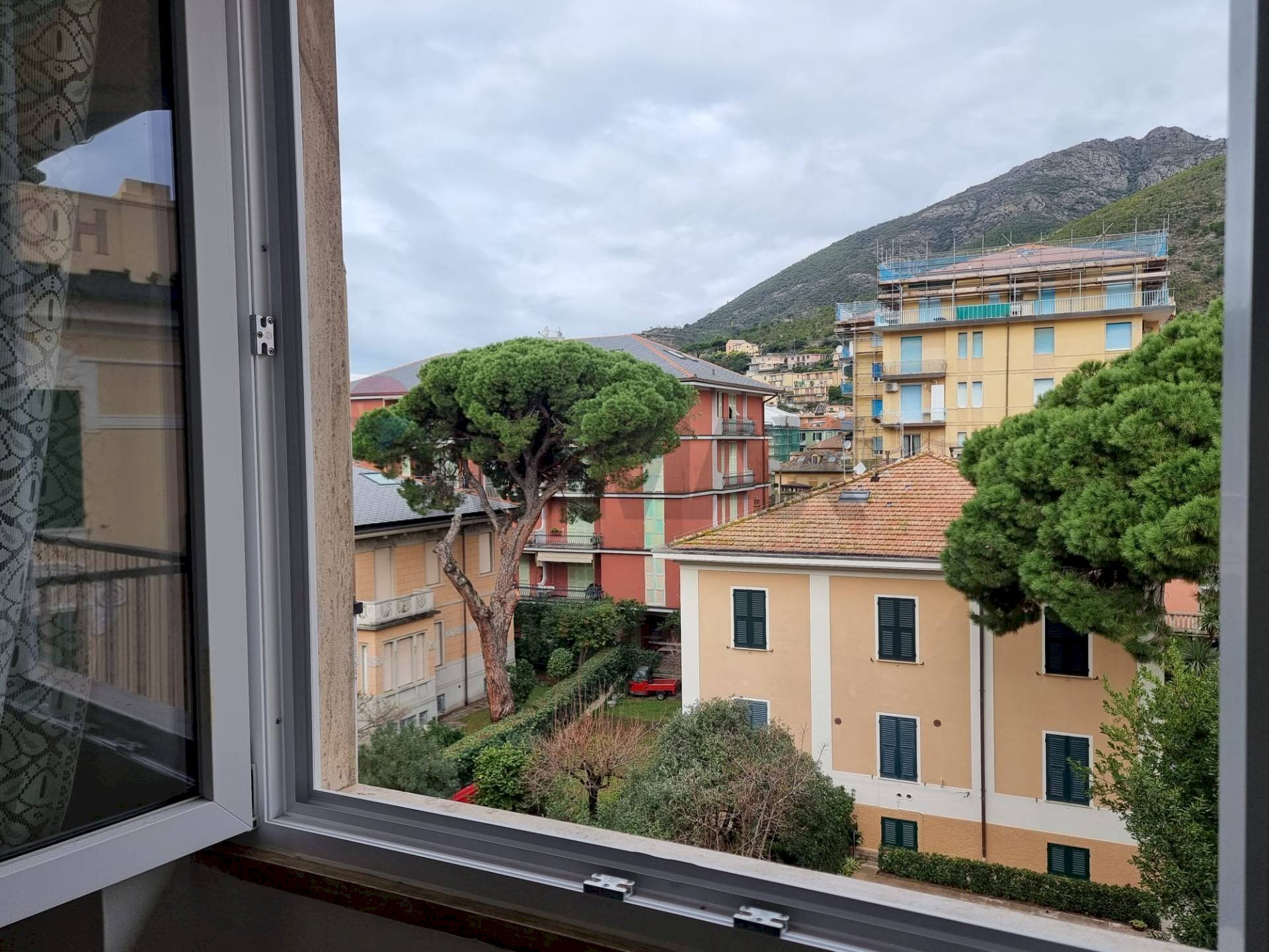 Three-room apartment via jacopo da levanto, 13 
 Centro, Levanto - photo 2