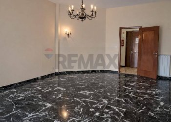 Three-room apartment via jacopo da levanto, 13 
 Centro, Levanto - photo 33