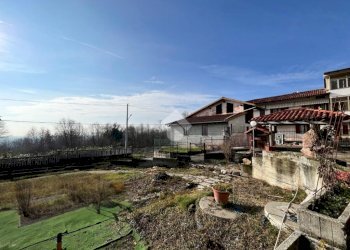 Semi-detached house Frazione Spineto, Castellamonte - photo 10