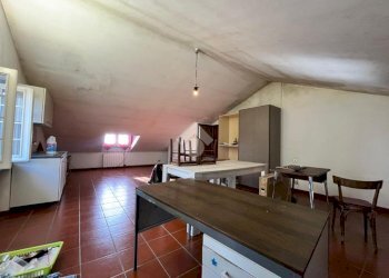 Semi-detached house Frazione Spineto, Castellamonte - photo 18