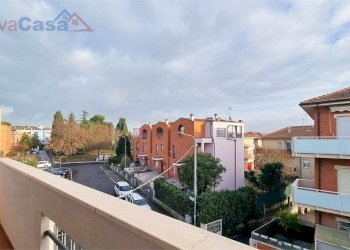 Quadrilocale Via Lago di Bolsena 2, Senigallia - foto 7